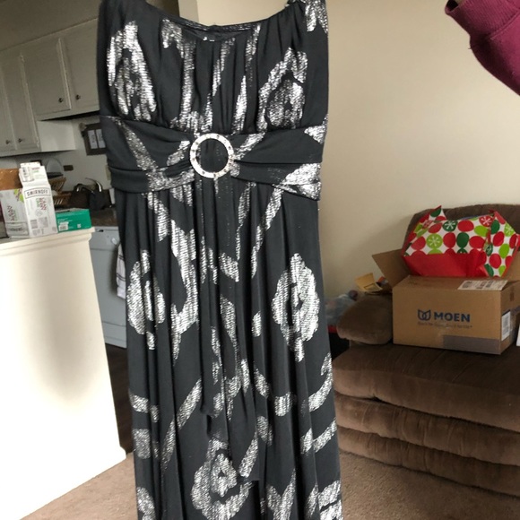 Homecoming dress - Picture 2 of 4